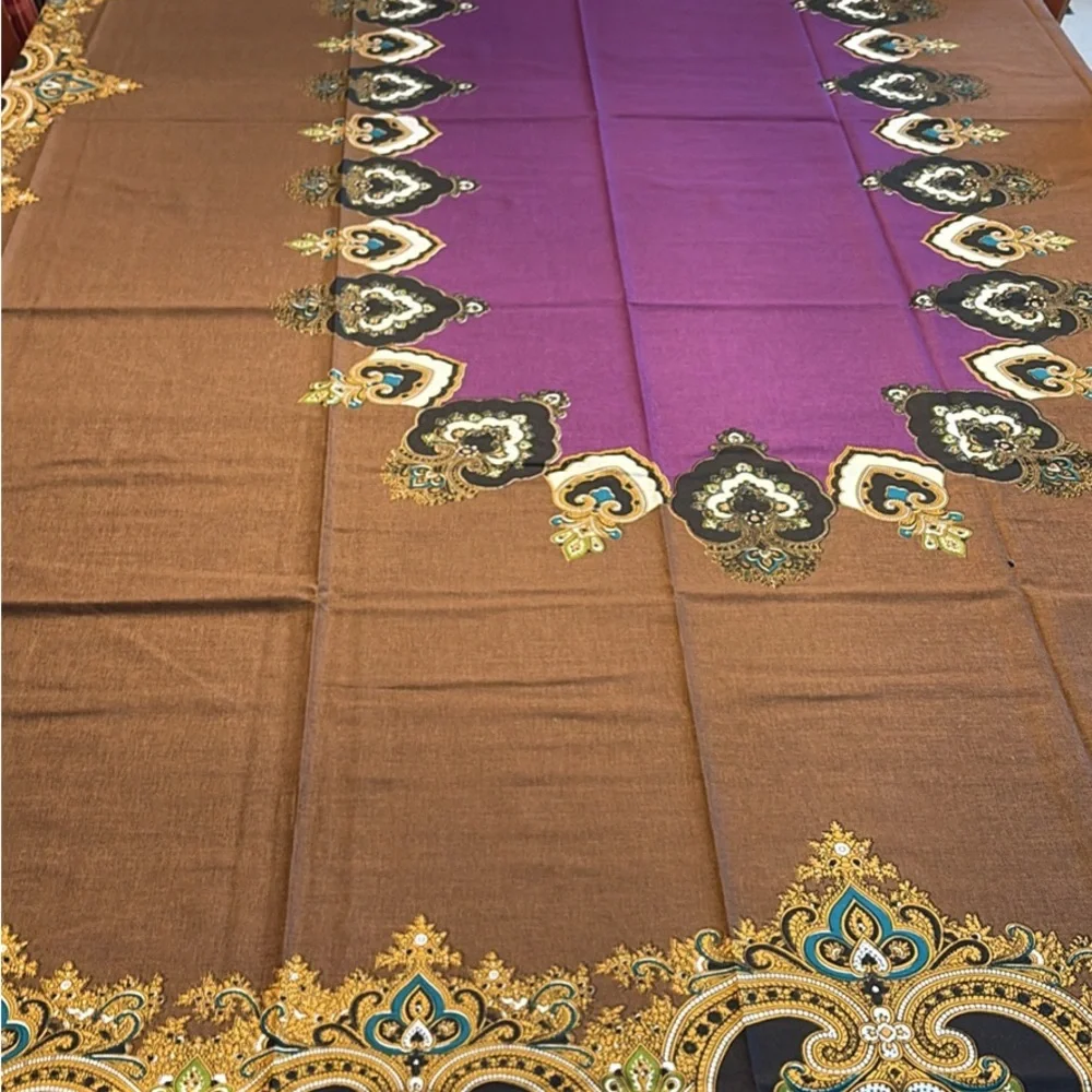 Williams Sonoma Foulard Print Tablecloth in Brown and Green